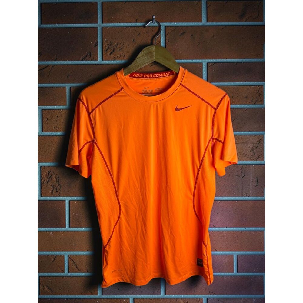 Nike Pro Combat Dri-FIT Fitted Compression Shirt Men’s Medium Orange